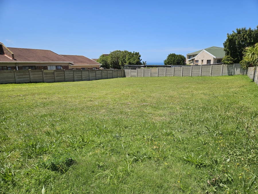 0 Bedroom Property for Sale in Wavecrest Eastern Cape